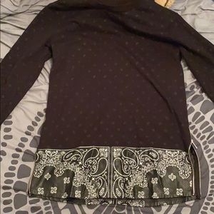 Long sweater with zippers